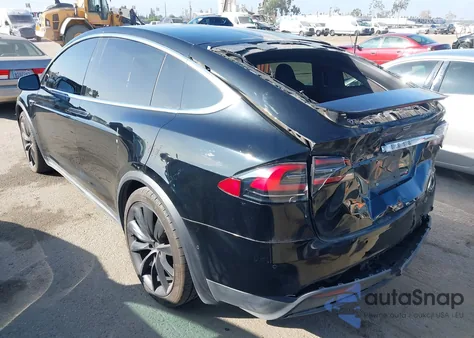 2019 Tesla Model X 100D/75D/Long Range из США, поврежденный, VIN 5YJXCAE23KF183629